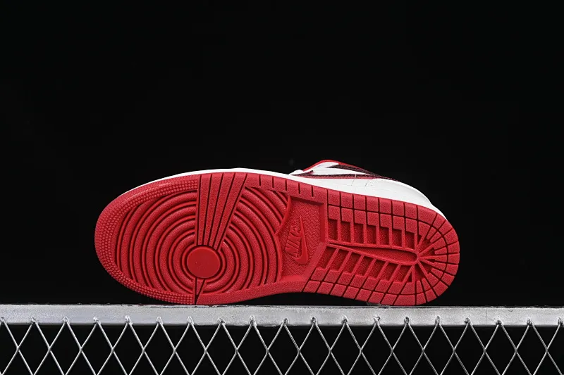 All categories Air Jordan Jordan series basketball shoes Air Jordan 1 Low Air Jordan 1 Low AJ1 Joe 1 white and red low-top cultural and casual sneakers HJ9338-106
